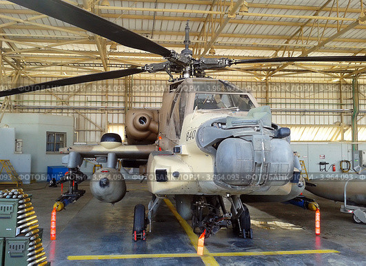 Военный вертолет AH-64 Apache (2012 год). Редакционное фото, фотограф Irina Opachevsky / Фотобанк Лори