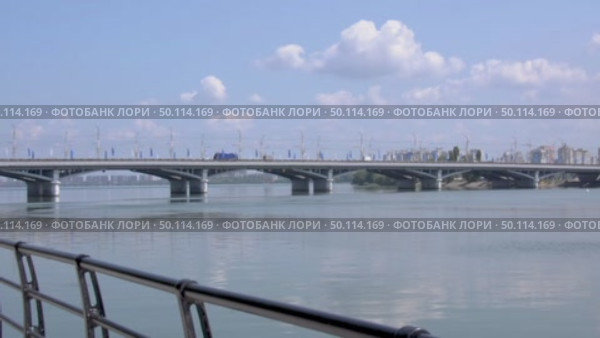Voronezh, Russia, July 15, 2024: Chernavsky Bridge in summer in the city of Voronezh near Petrovskaya Embankment. Стоковое видео, видеограф Катерина Белякина / Фотобанк Лори