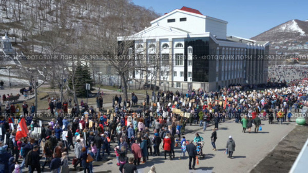 Всероссийская патриотическая акция "Бессмертный полк" в День Победы 9 Мая (2018 год). Редакционное видео, видеограф А. А. Пирагис / Фотобанк Лори
