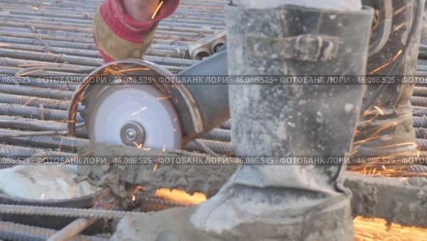 Welding work, welding, metal structure Сварочные работы, сварка, металлоконструкции. Стоковое видео, видеограф Опока Алексей / Фотобанк Лори