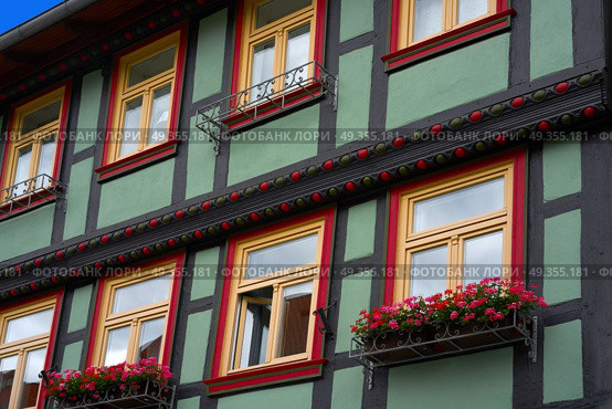 Wernigerode facades in Harz Germany Saxony. Wernigerode facades in Harz Germany at Saxony Anhalt. Стоковое фото, агентство Ingram Publishing / Фотобанк Лори