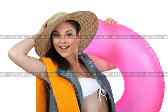 Woman with beach equipment. Стоковое фото, агентство Ingram Publishing / Фотобанк Лори