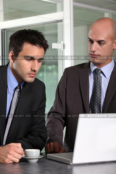 Young businessman looking sad. Стоковое фото, агентство Ingram Publishing / Фотобанк Лори