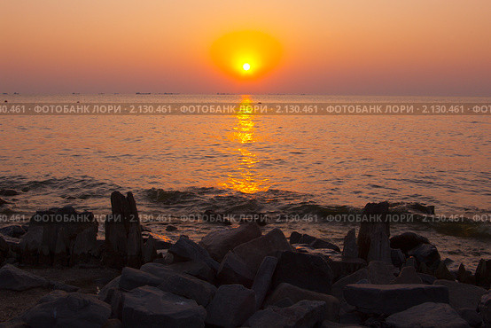 Закат на море. Стоковое фото, фотограф Алексей Петров / Фотобанк Лори
