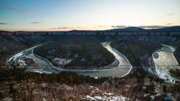 Закат на реке Мана, ледоход, таймлапс. Стоковое видео, видеограф Pavel Popov / Фотобанк Лори