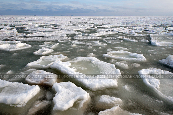 Замерзшее Черное море, Одесса. Стоковое фото, фотограф Некрасов Андрей / Фотобанк Лори