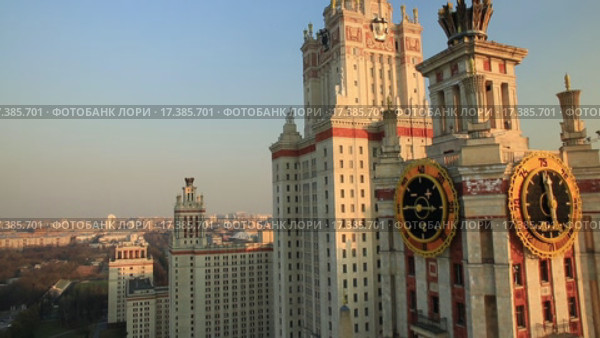 Здание МГУ. Съемки с коптера. Стоковое видео, видеограф Евгений Ковалев / Фотобанк Лори