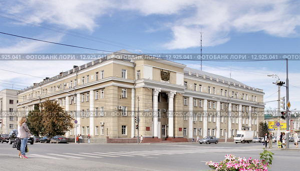 Здание Управления МВД и ФСБ РФ по Курганской области. Город Курган. (2012 год). Редакционное фото, фотограф Сергей Тюленев / Фотобанк Лори