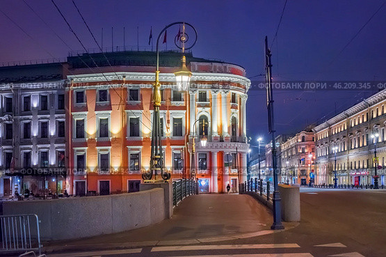 Зеленый мост, особняк Елисеевых, Невский проспект, Санкт-Петербург. Редакционное фото, фотограф Baturina Yuliya / Фотобанк Лори