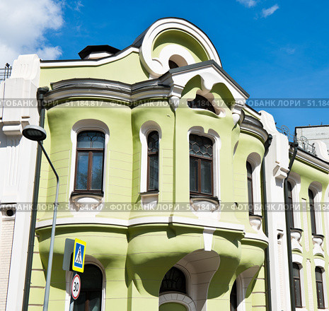 Жилой дом Абрикосовых (фрагмент здания). Малая Красносельская улица, дом 7, стр. 31. Москва. Редакционное фото, фотограф E. O. / Фотобанк Лори