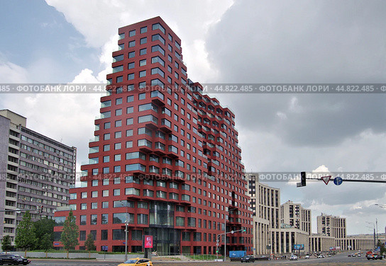 Жилой комплекс RED7 на проспекте Сахарова в Москве (2024 год). Редакционное фото, фотограф Илюхина Наталья / Фотобанк Лори