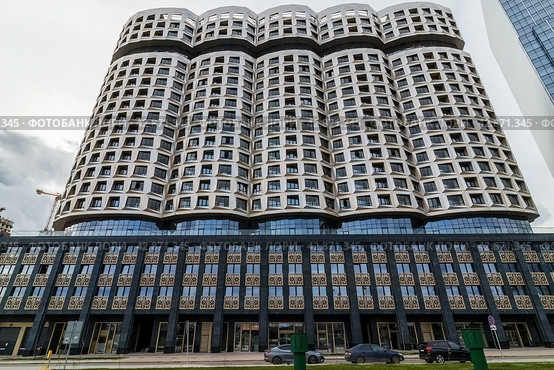 Жилой комплекс ZILART DIAMOND расположенный по адресу бульвар Братьев Весниных, 1 в Москве (2024 год). Редакционное фото, фотограф Константин Григорьев / Фотобанк Лори
