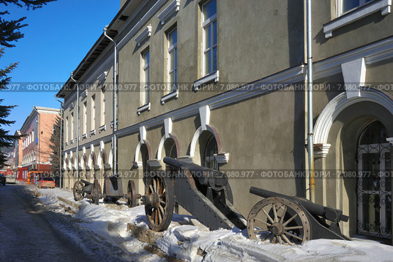 Златоуст, Челябинская область, старинные пушки (2015 год). Редакционное фото, фотограф Игорь Потапов / Фотобанк Лори